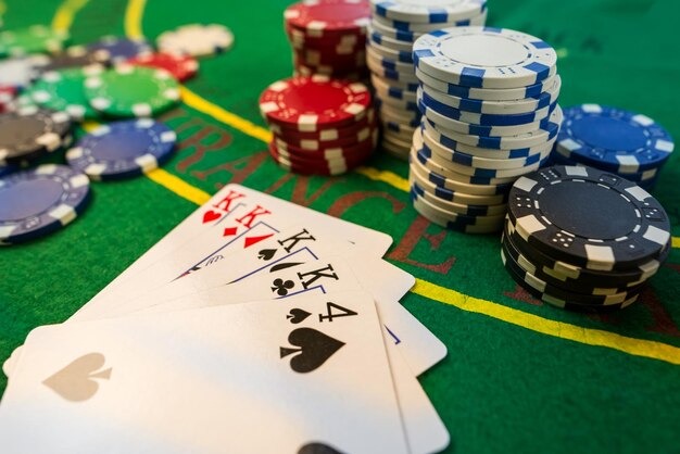 iOS Safari browser displaying diva 4d Macau Pools account login and draw selection interface